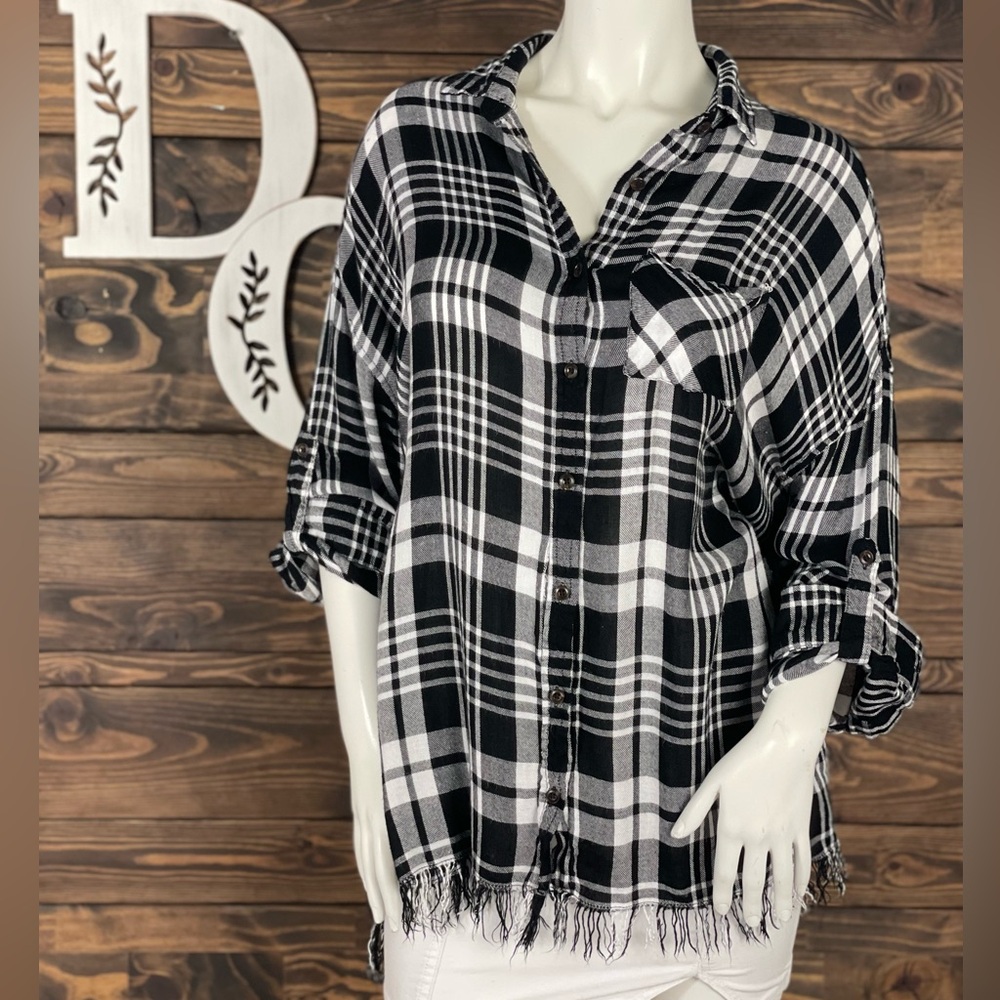 Umgee Button Down Tunic Oversized Buffalo Plaid Pocket Roll Sleeves Fringe Trim